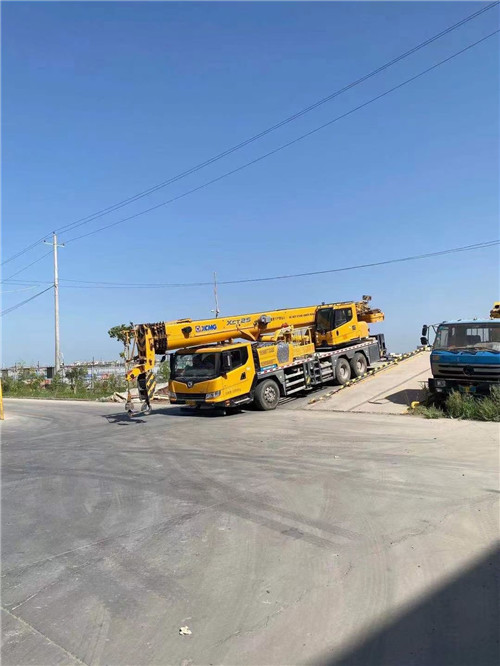 扎囊县吊车作业时，可能会产生哪些额外收费项目？