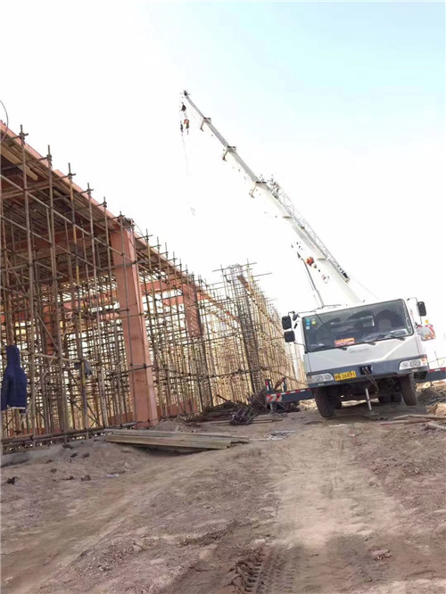 扎囊县吊车作业的安全注意事项有哪些？